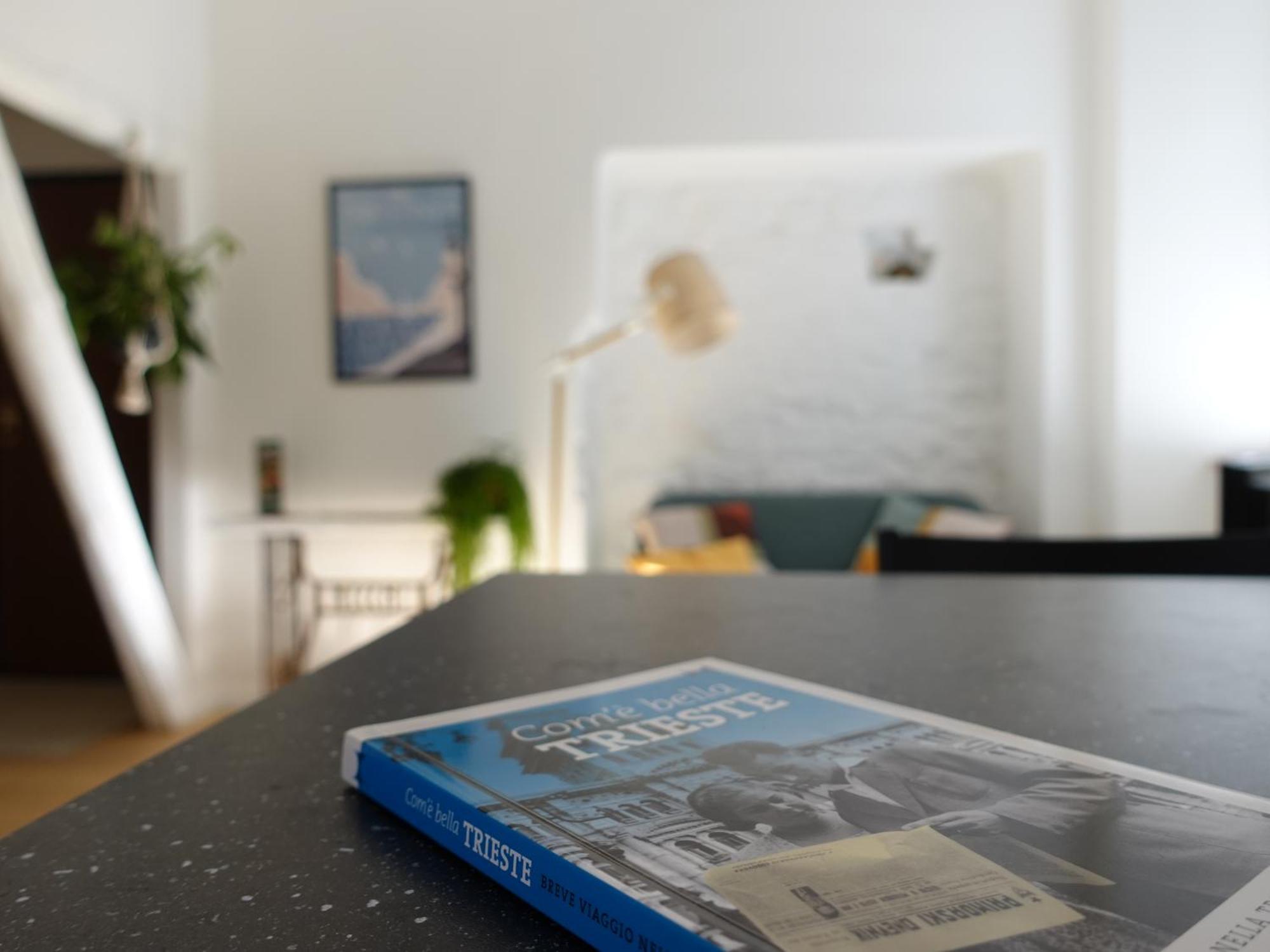 Cavana Cosy Apartment With Garden Near The Sea Trieste Exteriör bild